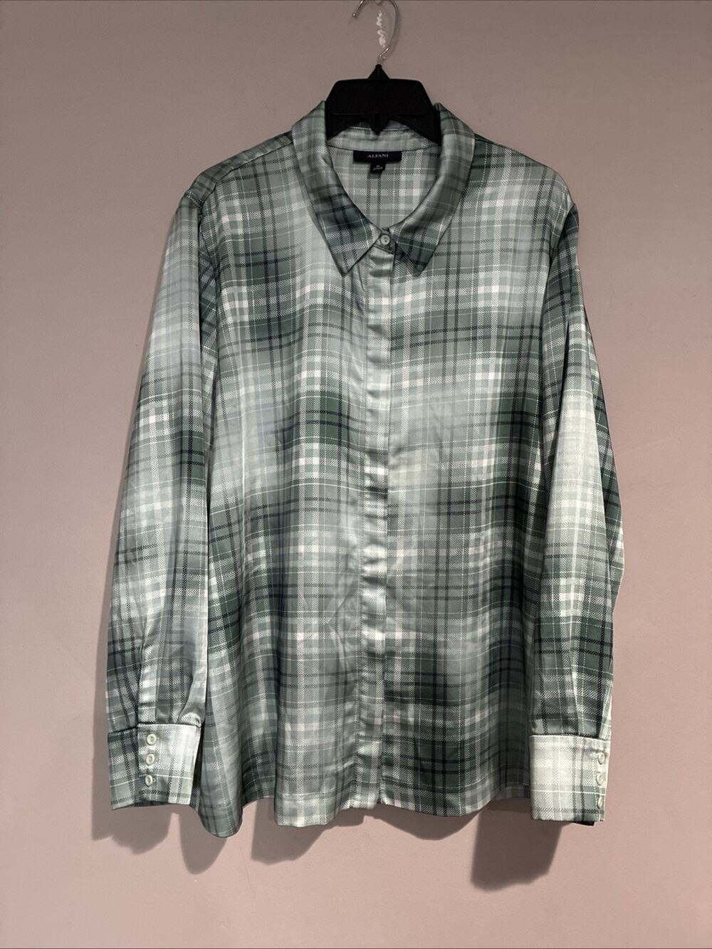 Alfani Green & White Plaid Satin Blouse Long Sleeve Button Up Holidays Sz XL